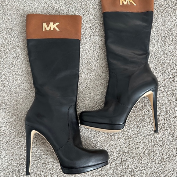 COPY - Michael Kors Hayley Boot - Picture 4 of 5